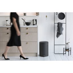Newicon 20 L Pedal Bin with a Plastic Liner