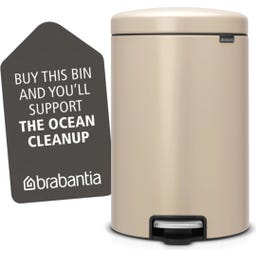 Newicon 20 L Pedal Bin with a Plastic Liner