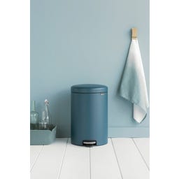 Newicon 20 L Pedal Bin with a Plastic Liner