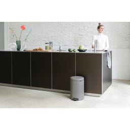Newicon 20 L Pedal Bin with a Plastic Liner