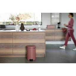 Newicon 20 L Pedal Bin with a Plastic Liner