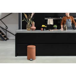 Newicon 20 L Pedal Bin with a Plastic Liner