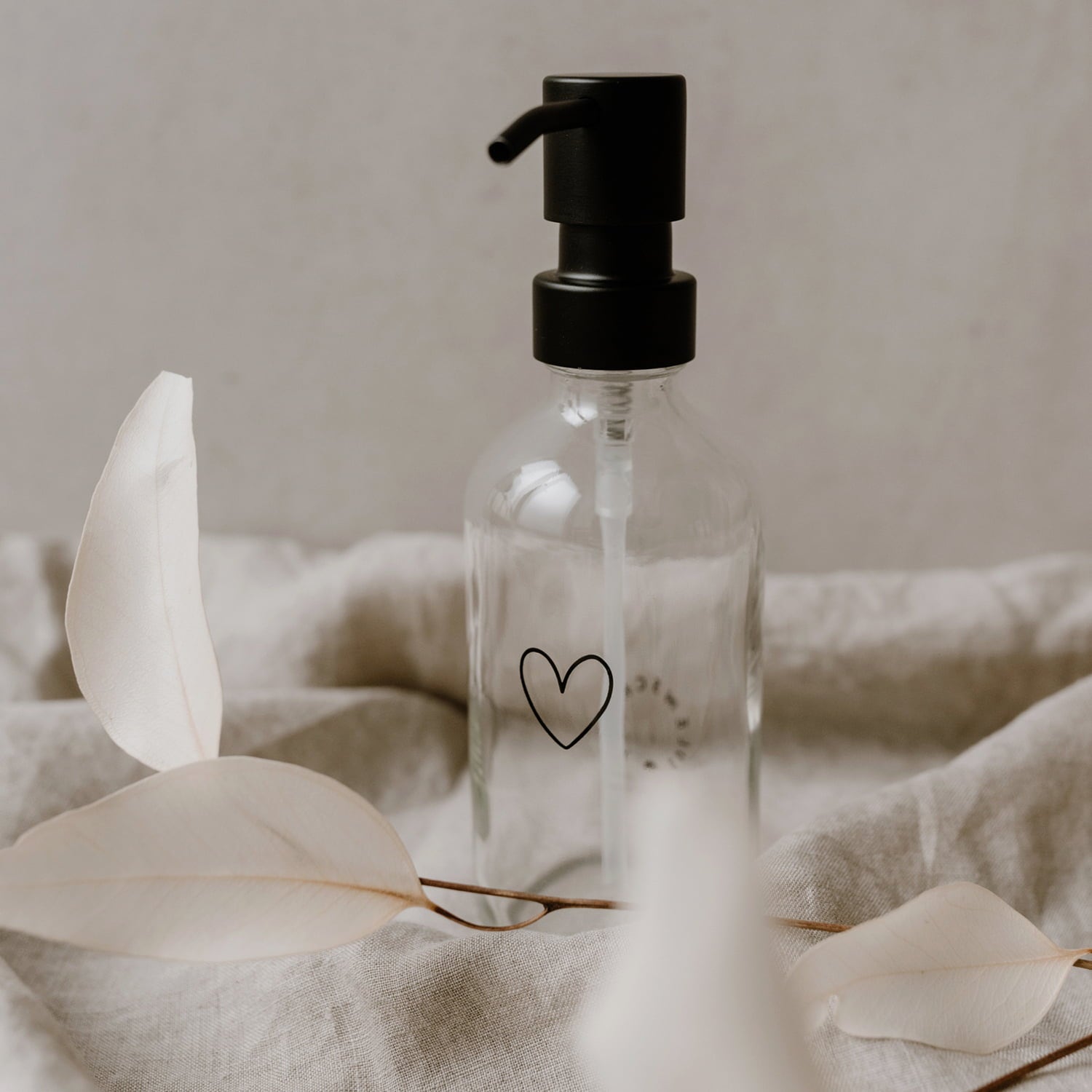 Eulenschnitt Dispenser per Sapone - Cuore - 250 ml