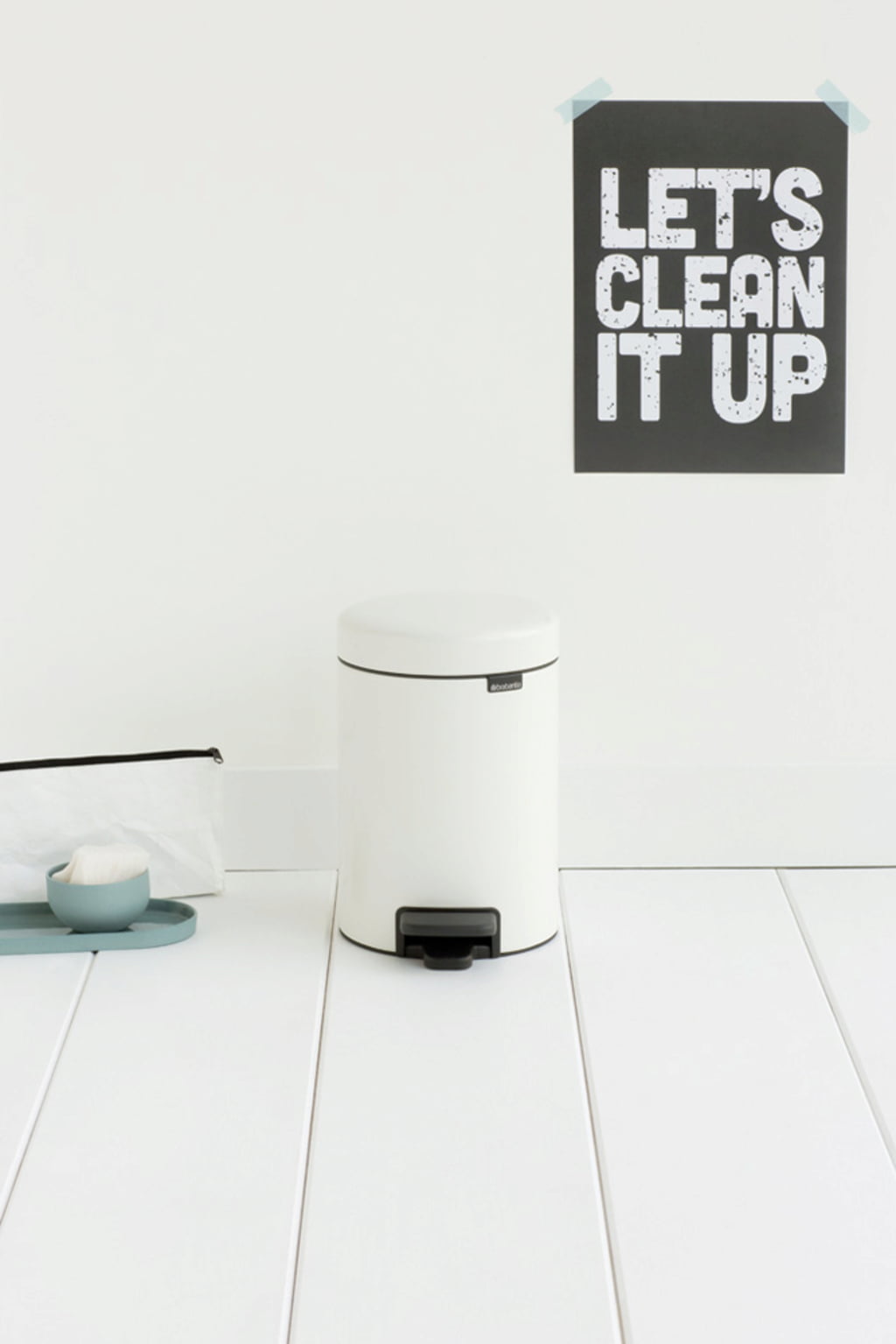 brabantia Newicon Pedal Bin 3 L with Plastic Liner - White
