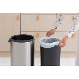 Poubelle Touch Bin New 30 L avec Seau Intérieur - Matt Steel Fingerprint Proof