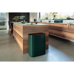 brabantia Bo Touch Bin 60 L z 1 plastičnim vložkom - Pine Green