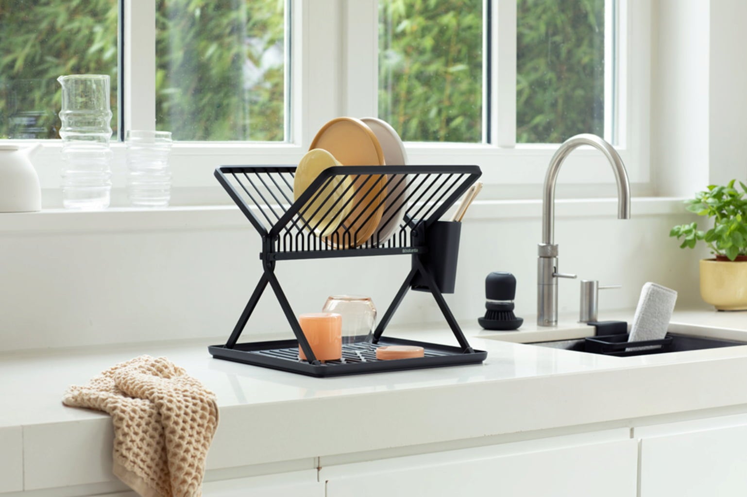 brabantia Foldable Draining Rack - Dark Grey