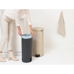 brabantia Poubelle à Pédale Newicon 30L - Soft Beige