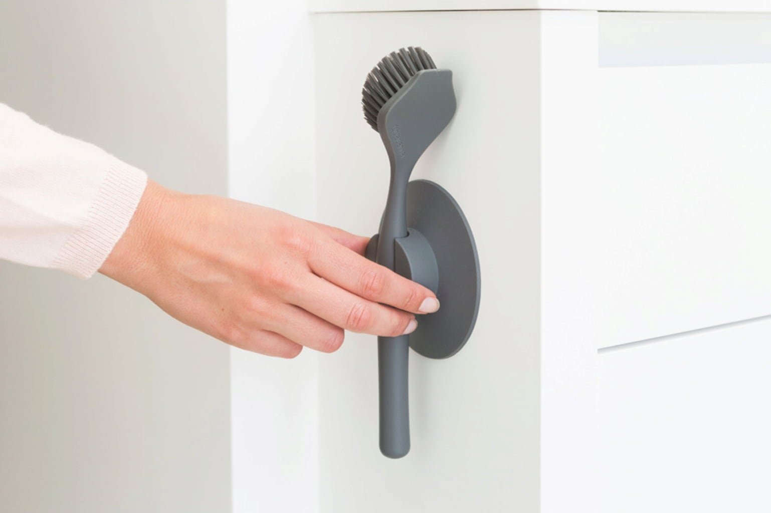 brabantia Spazzola Lavapiatti con Ventosa - Dark Grey